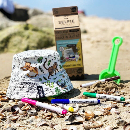 Chapeau de plage réversible à colorier Turtley Selfie Craft Co