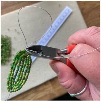 Kit de bricolage pour vase à thé Afternoon. Une idée cadeau créative. The Beadology Shop