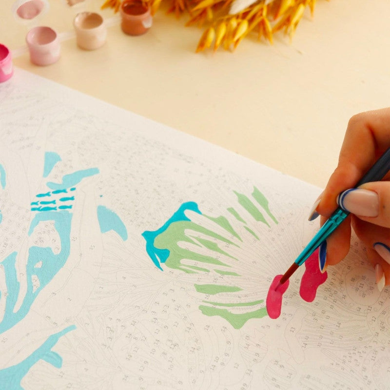 Coffret peinture au numéro – Petit Pinceau – Coral Reef par Miranda Sofroniou | La Petite Épicerie LA PETITE EPICERIE
