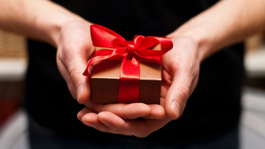 Cadeaux originaux pour homme : les meilleures idées quand on veut VRAIMENT surprendre