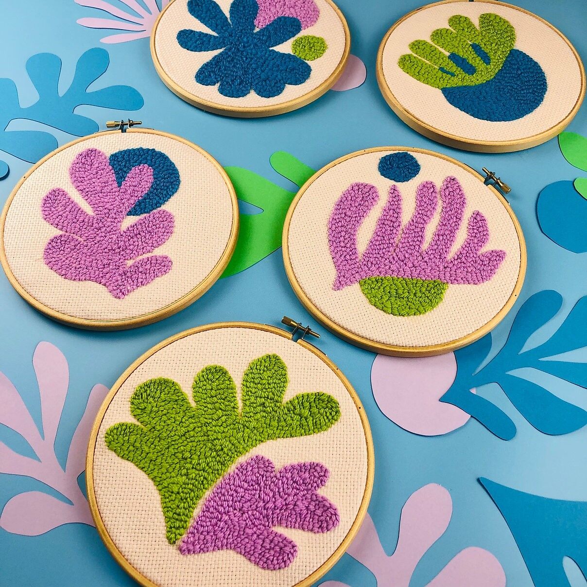Lazy punch needle kit