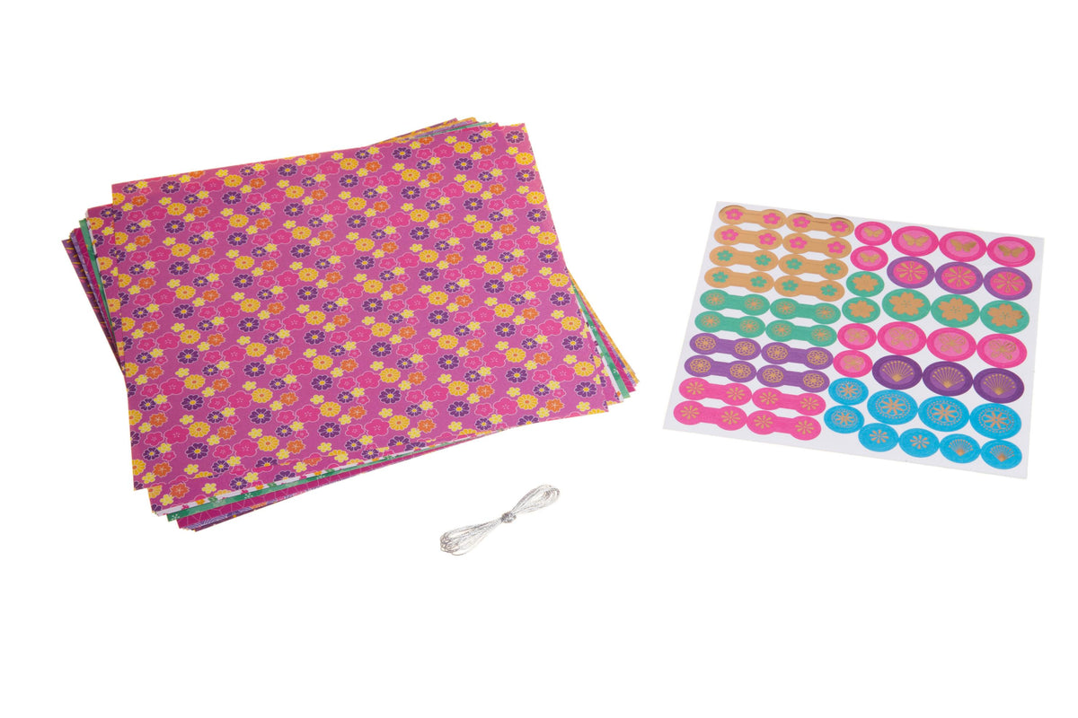 Assortiment de 30 feuilles colorées pour créer des origamis
