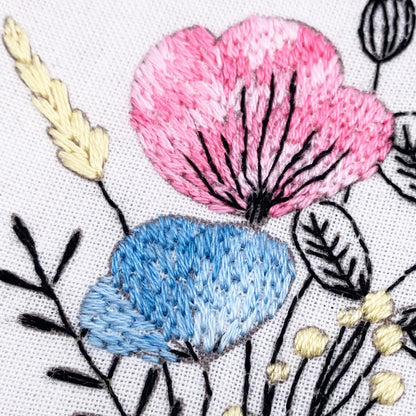 Mini kit de broderie florale Cinnamon