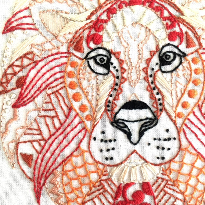 Kit de broderie Lion Cinnamon