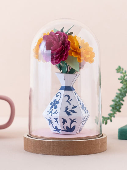 Fleur en papier sur vase Kit de bricolage en papier My Papercut Forest