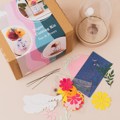 Fleur en papier sur vase Kit de bricolage en papier My Papercut Forest