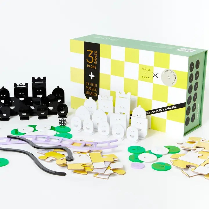 3 in 1 Game Set - Chess, Checkers, Snakes and Ladders