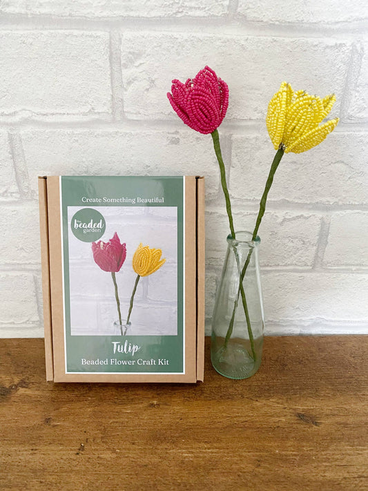 Kit de bricolage en forme de fleurs perlées - Tulipe. Une idée cadeau créative. The Beadology Shop