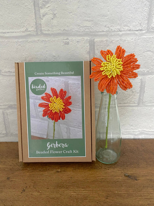 Kit de création de fleurs perlées - Gerbera (orange). Un cadeau créatif. The Beadology Shop