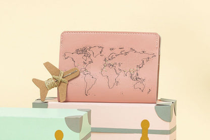 Protège Passeport Stitch à broder -Rose Chasing Threads Ltd