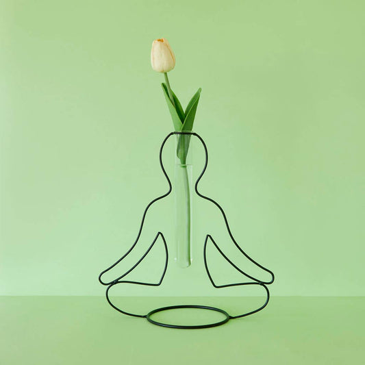 Vase Yoga Silhouette Noir – Balvi | Métal & Verre | Design Zen et Élégant Balvi