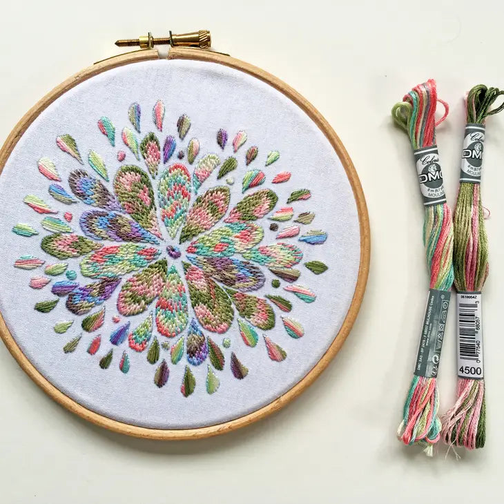 Kit de broderie abstraite avec cerceau Cinnamon