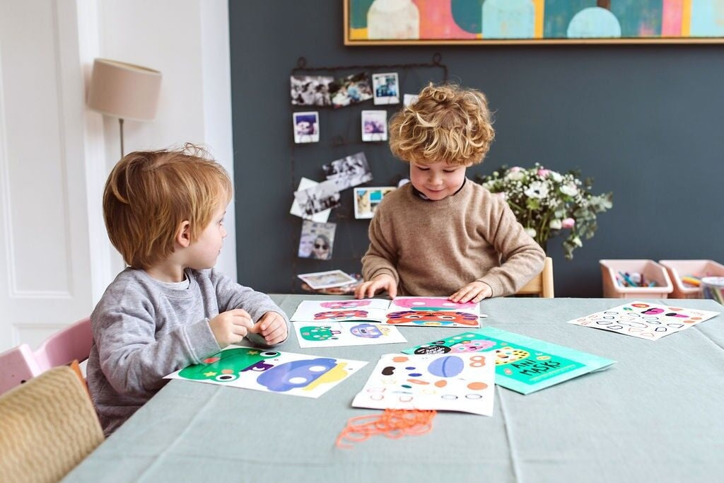 ANI MASKS – Kit créatif 6 masques animaux à décorer – Activité manuelle dès 3 ans les Ateliers OMY & Gallimard Jeunesse