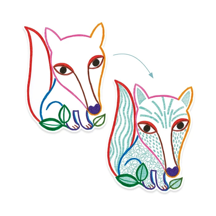 Enfant découvrant des motifs cachés en coloriant des animaux de la forêt
