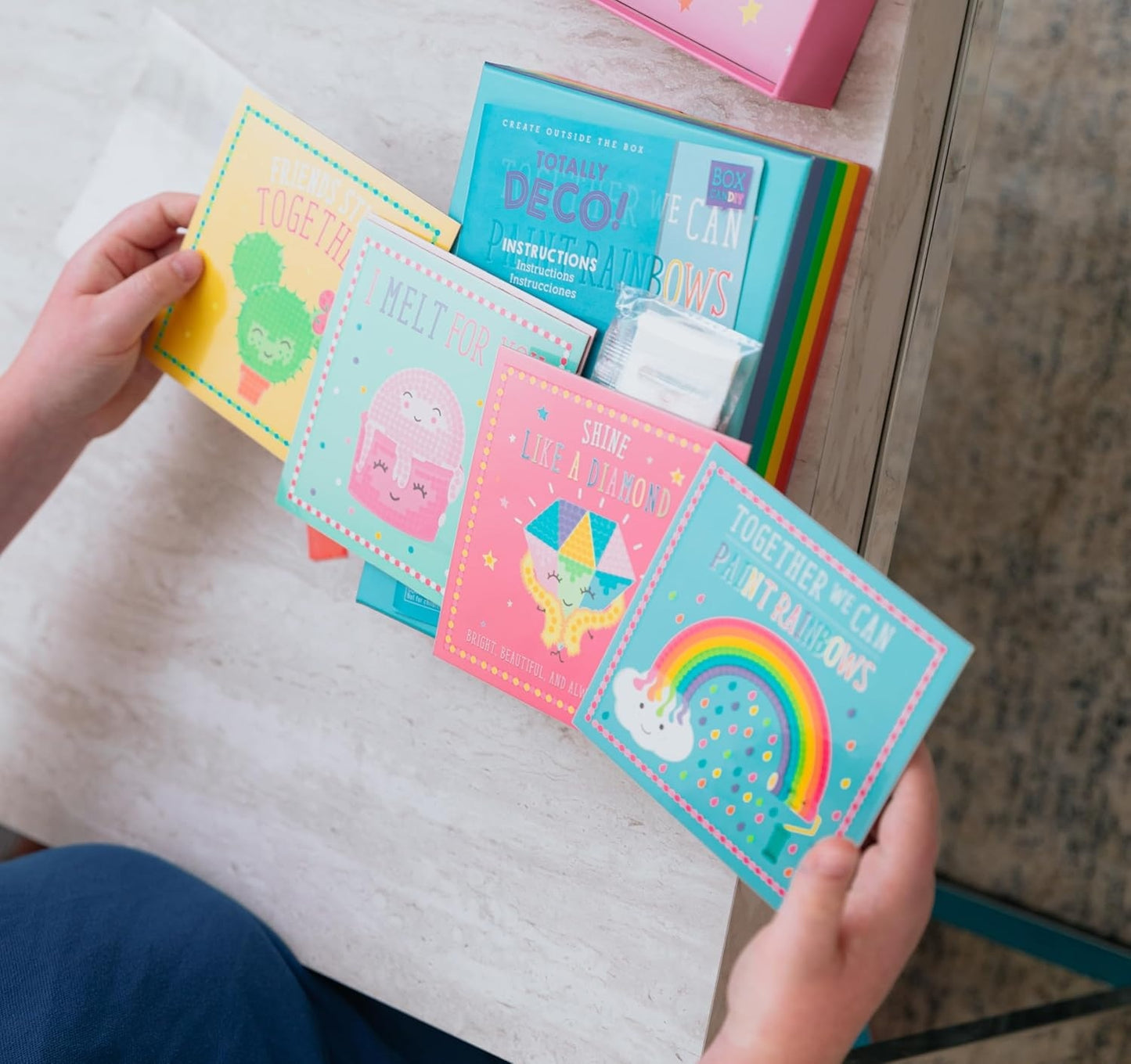 Kit Diamond Painting Enfant BOX CANDIY Totally Deco – Coffret Créatif DIY Paillettes & Diamants JOY!