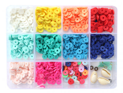 Plus de 1000 perles Heishi 6 mm en 11 couleurs naturelles avec accessoires. Idéal pour créer bracelets, colliers et bijoux DIY.