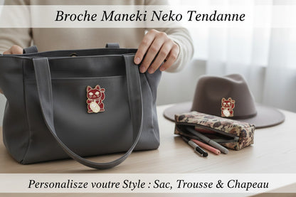 Pin’s Maneki Neko doré – Chat porte-bonheur japonais émaillé studio inktvis