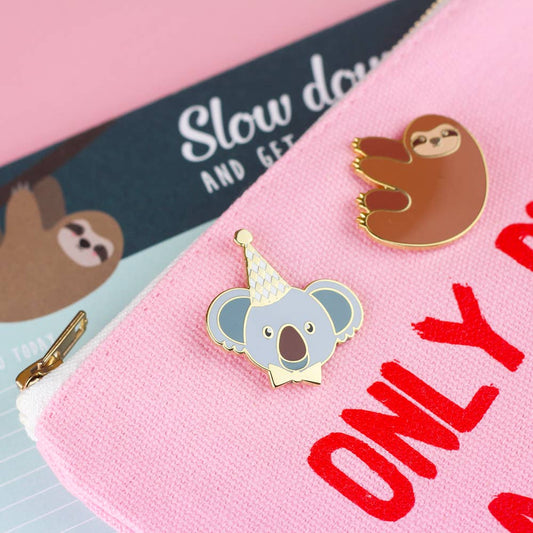 Pin Paresseux Émaillé – Broche Kawaii Relax & Cute Studio Inktvis B.V.