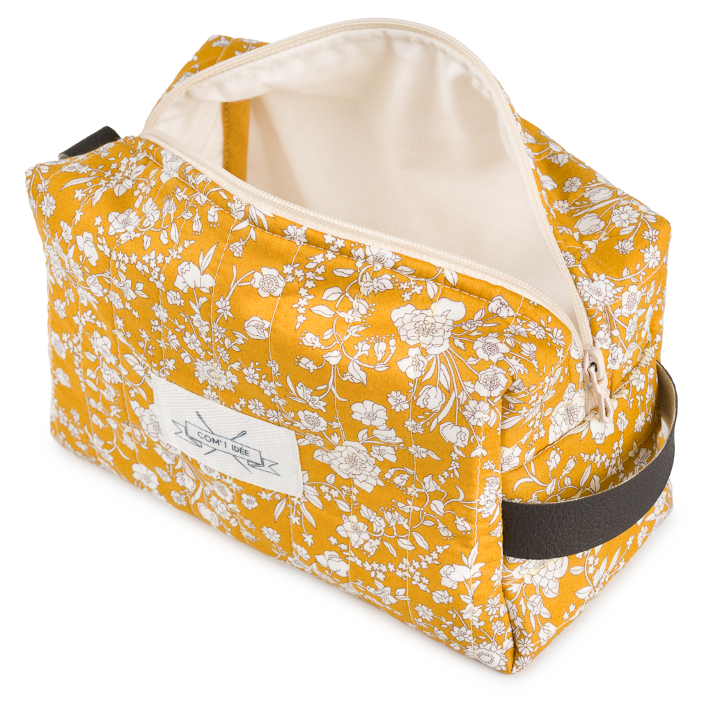 Kit couture trousse de beauté Madeleine – Trousse matelassée Liberty Fabrics Com'1 Idée
