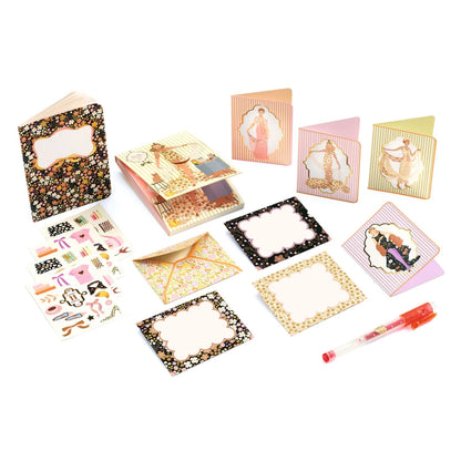 Cartes d'invitation et enveloppes incluses dans le coffret Tinou