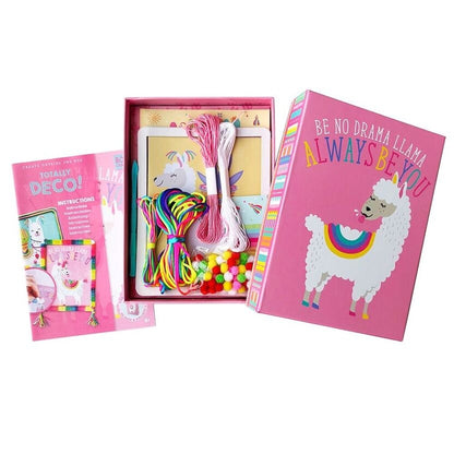 Kit Créatif Laine & Pompons Enfant BOX CANDIY Totally Deco – Coffret DIY Lama Coloré BoxCanDIY