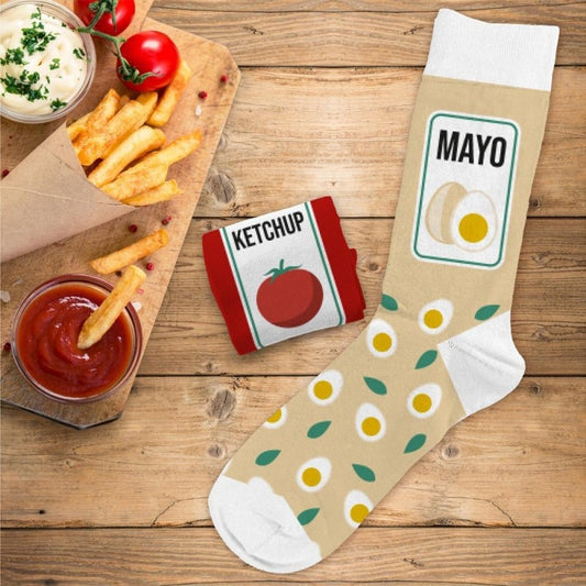 Gros plan chaussettes Ketchup Mayo collection plats mythiques