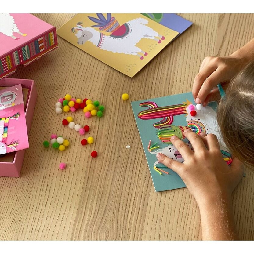 Kit Créatif Laine & Pompons Enfant BOX CANDIY Totally Deco – Coffret DIY Lama Coloré BoxCanDIY