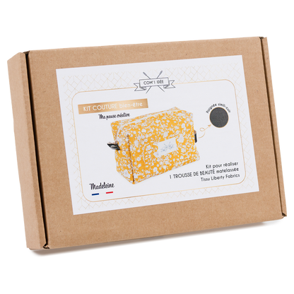 Kit couture trousse de beauté Madeleine – Trousse matelassée Liberty Fabrics Com'1 Idée