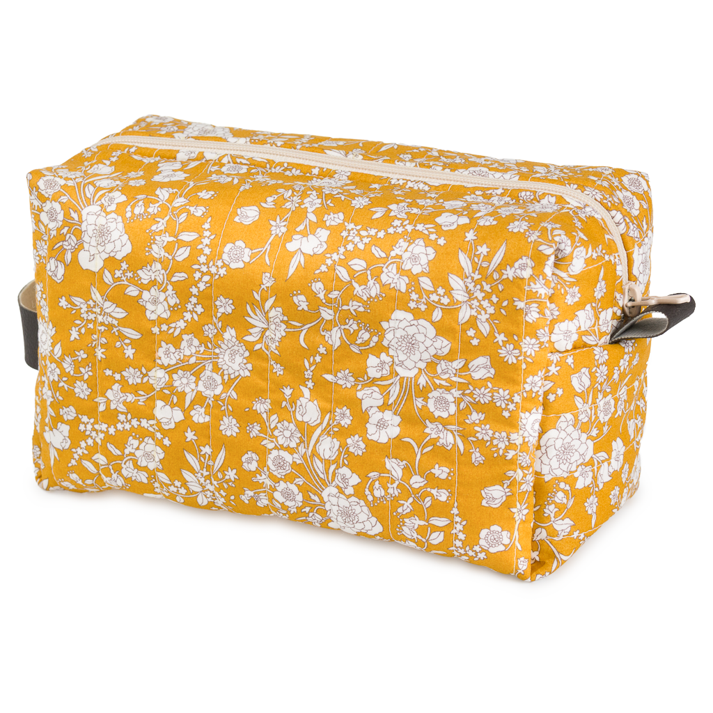 Kit couture trousse de beauté Madeleine – Trousse matelassée Liberty Fabrics Com'1 Idée