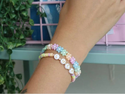 Coffret créatif pour fabriquer des bracelets personnalisés à la maison