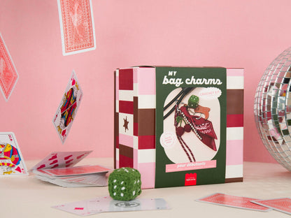 kit crochet complet avec perles colorées et mousqueton cœur