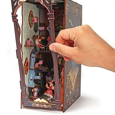 Maquette 3D Bois Magic House – Bibliothèque Magique Lumineuse DIY Graine Créative GRAINE CREATIVE