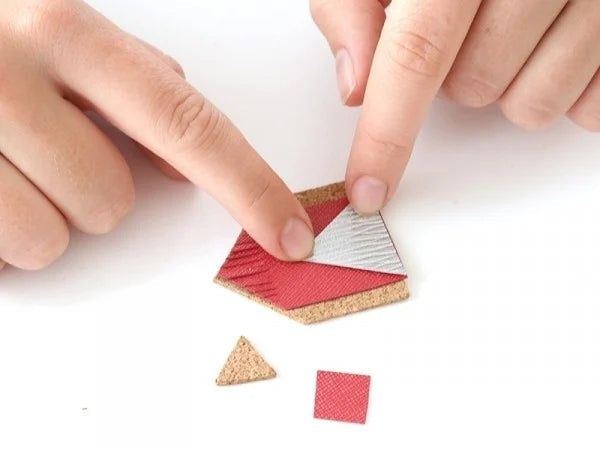 Simili cuir liège colle et supports de broches inclus dans le kit