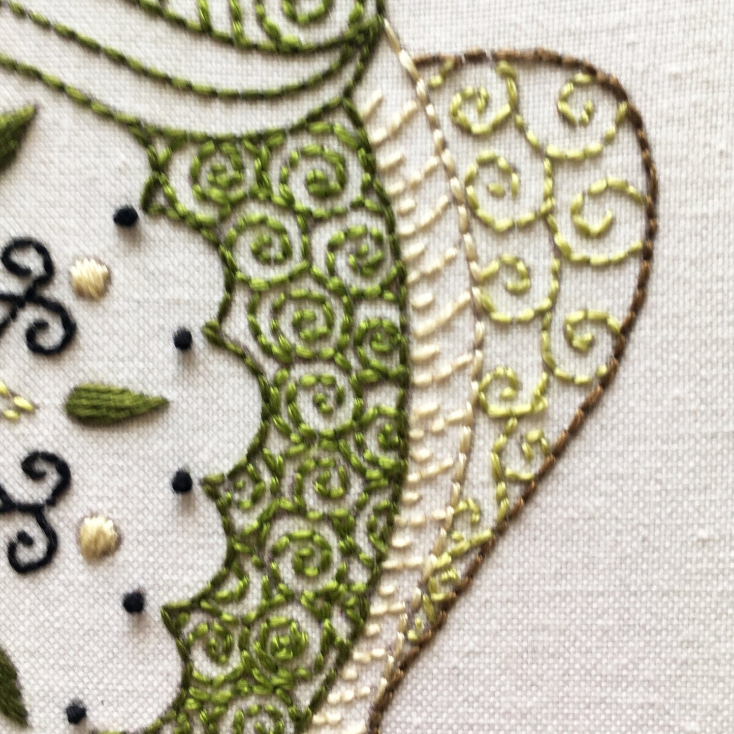 Kit de Broderie Grenouille – Motif fun à broder à la main | Avec ou sans cerceau Cinnamon