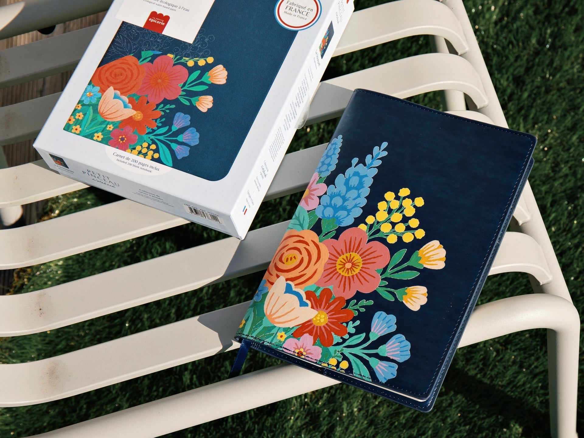 Notebook à Peindre – Bouquet 🌸 | Carnet créatif à personnaliser | La Petite Épicerie LA PETITE EPICERIE