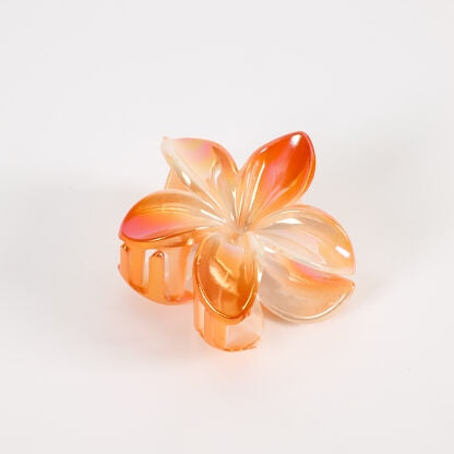 Pince à cheveux fleur Nina ⌀8 cm – Grande pince crabe élégante et tendance JOY!