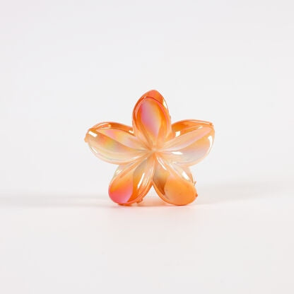Pince à cheveux fleur Nina ⌀8 cm – Grande pince crabe élégante et tendance JOY!
