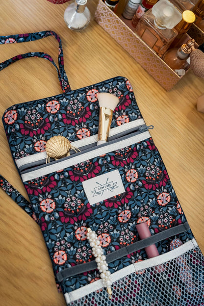 Kit Couture Pochette Beauté “Margot” – Liberty & Velours DIY pour Bijoux et Voyage Com'1 Idée