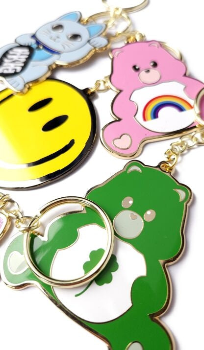 Porte-clés Care Bear arc-en-ciel rose – Bisounours joyeux porte-bonheur studio inktvis