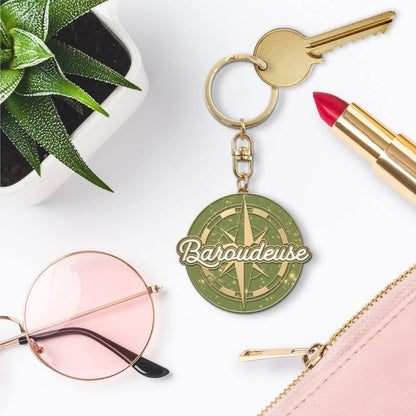 Porte-clés paillettes Baroudeuse en métal brillant accessoire cadeau femme original