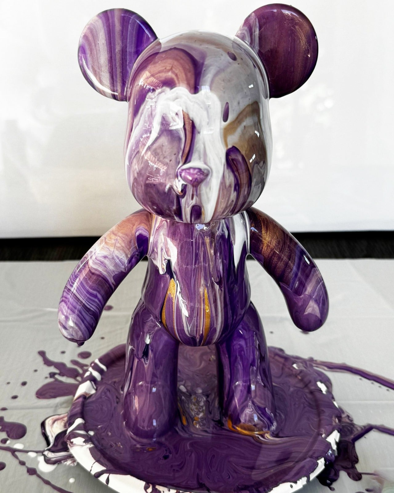 Kit de peinture pouring fluide art - Ours Teddy Bear Violet Blanc Or JOY!