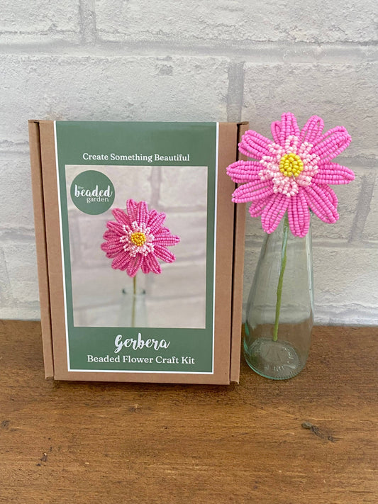 Kit de création de fleurs perlées - Gerbera (rose). Un cadeau créatif. The Beadology Shop