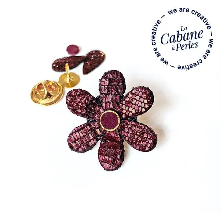 Mini Kit Daphne Pins Cuir Fleur Prune Diy La cabane à perles