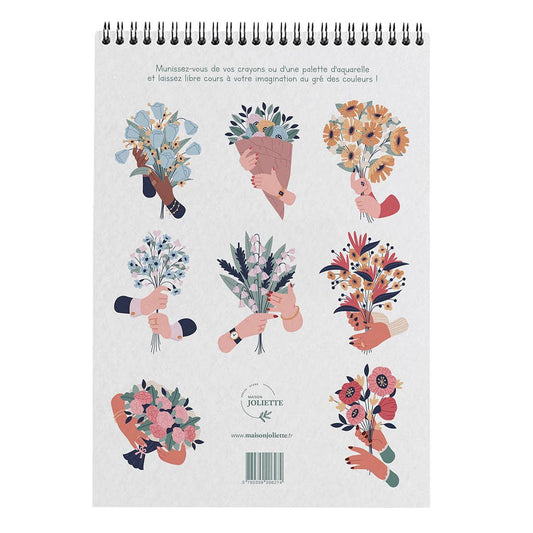 Carnet de coloriage A4 ouvert. Motifs fleuris prêts à être coloriés ou peints