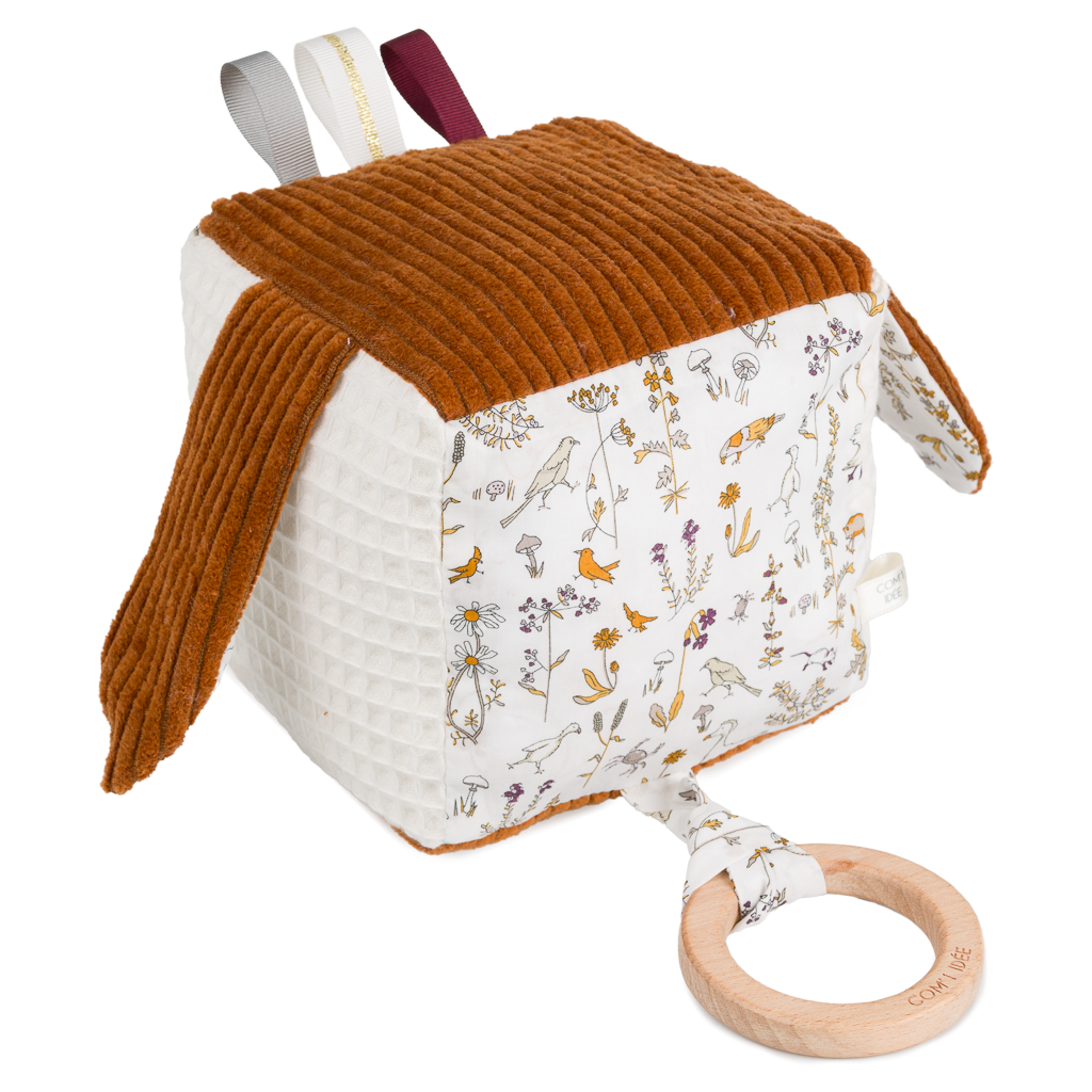 Kit couture cube d’éveil bébé Olympe – Jouet sensoriel Montessori en Liberty Com'1 Idée