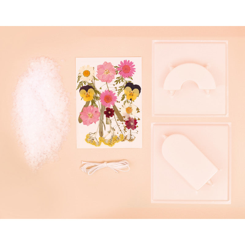 Kit Bougies Paririe fleurie permettant de réaliser soi-même des bougies GRAINE CREATIVE