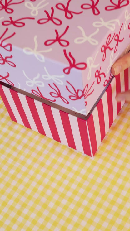 Beginner Crochet Kit – Glam Pink Bag Charms 💕 | Kawaii and Girly DIY | La Petite Épicerie