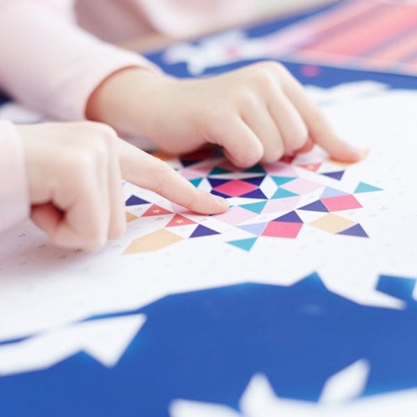 Poster Constellations enfant Poppik – 1000 stickers – Activité créative inspirée Montessori poppik